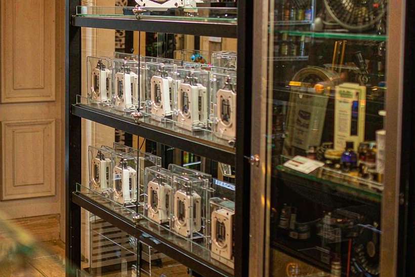 Bulk Distribution for Elektronna Ya Sisgareta in Bangkok — Spring catalog