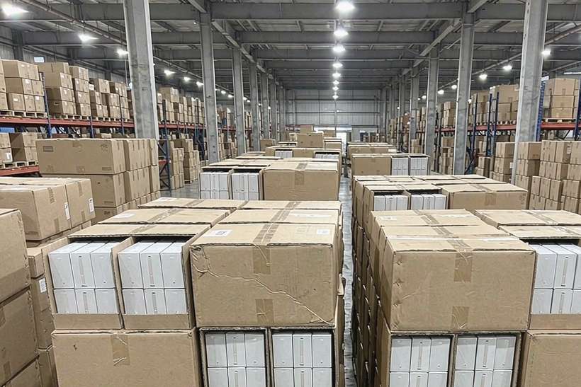 Bulk Distribution for Elektronna Ya Sisgareta pods — container load
