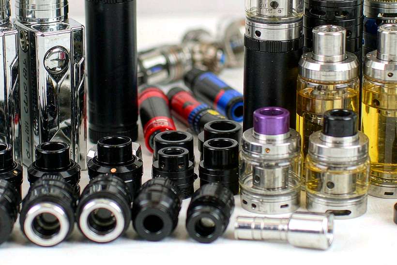 Comparison of Elektronna Ya Sisgareta e-liquid Suppliers — small parcel