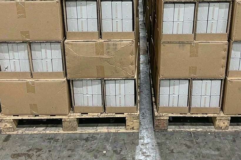 How to Store Elektronna Ya Sisgareta accessories — container load