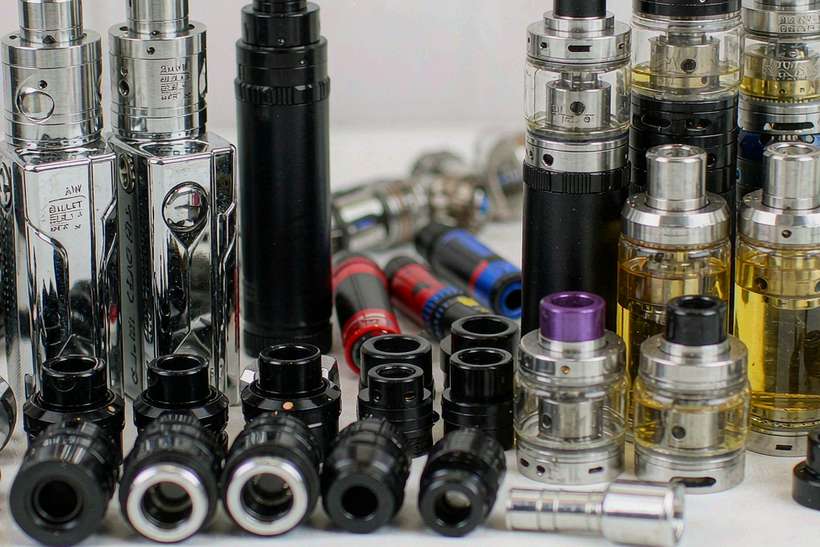 Import Guide for Bangkok Elektronna Ya Sisgareta — small parcel