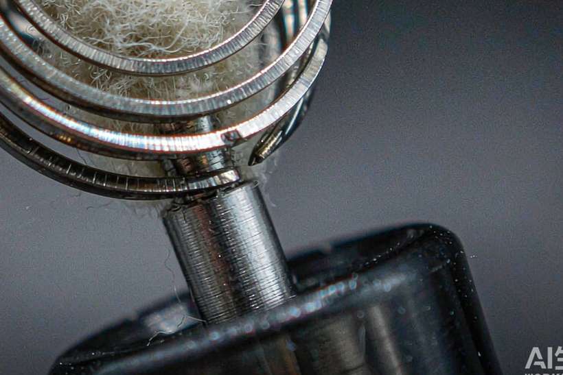 Launch Plan for Elektronna Ya Sisgareta hardware — Summer deals