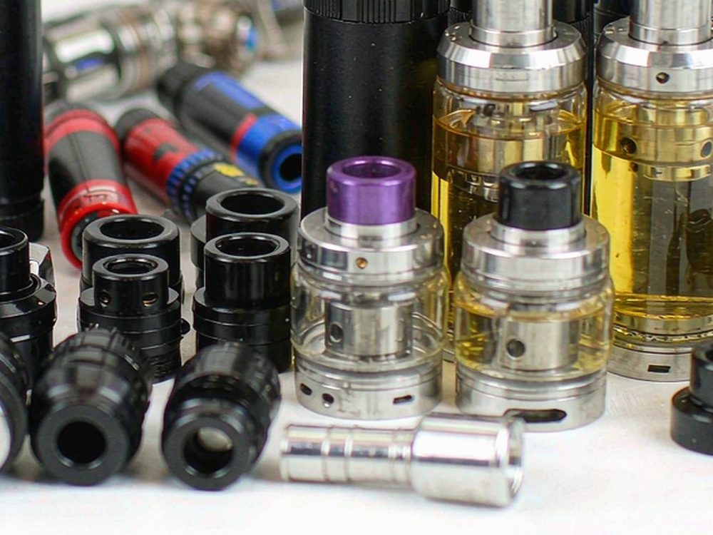 Launch Plan for Elektronna Ya Sisgareta products in Bangkok — bulk case