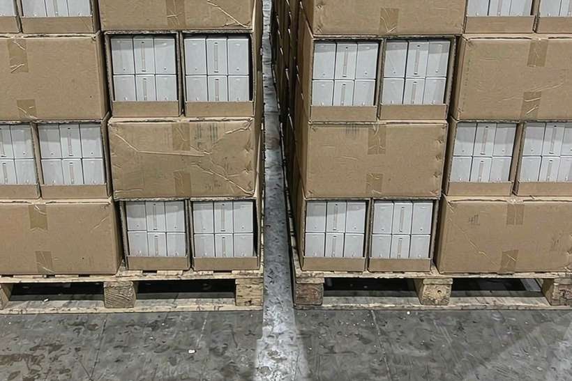 Market Overview of Elektronna Ya Sisgareta hardware — bulk case