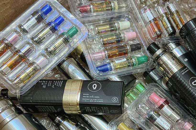 MOQ and Lead Time for Elektronna Ya Sisgareta mods — bulk case