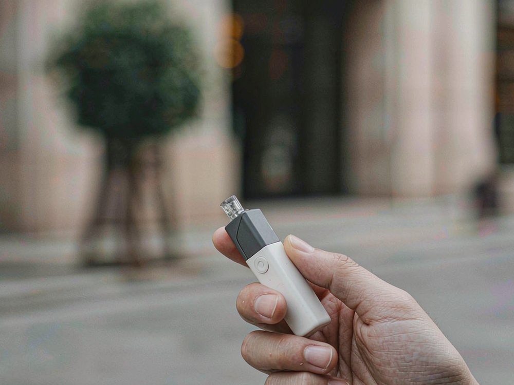 MOQ and Lead Time for Elektronna Ya Sisgareta products in Bangkok — wholesale only