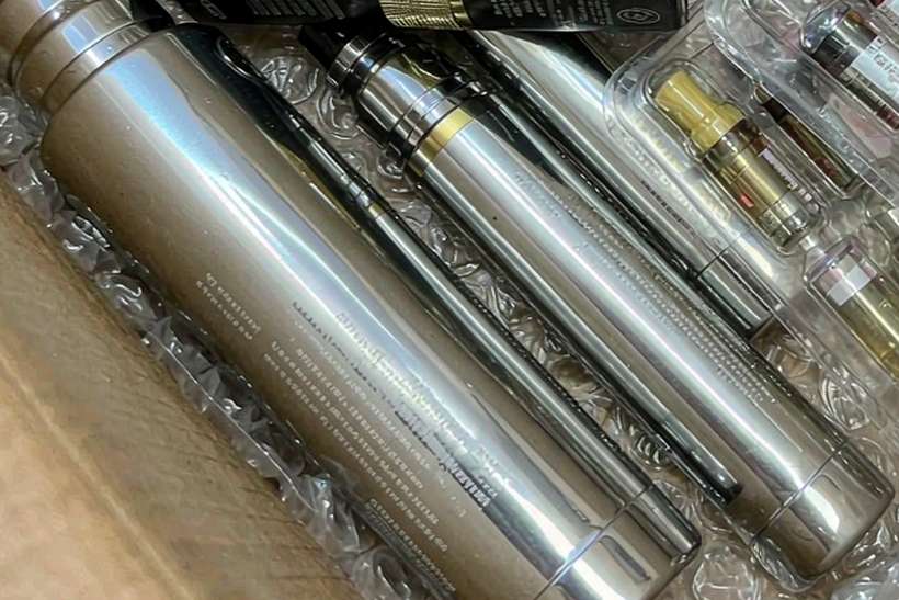 Regional Review of Elektronna Ya Sisgareta hardware — US warehouse