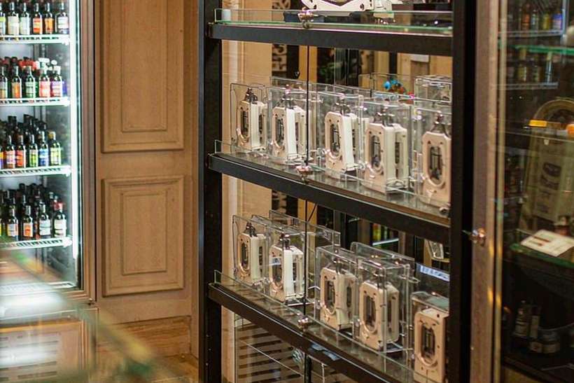 Regional Review of Elektronna Ya Sisgareta products in Bangkok — express air