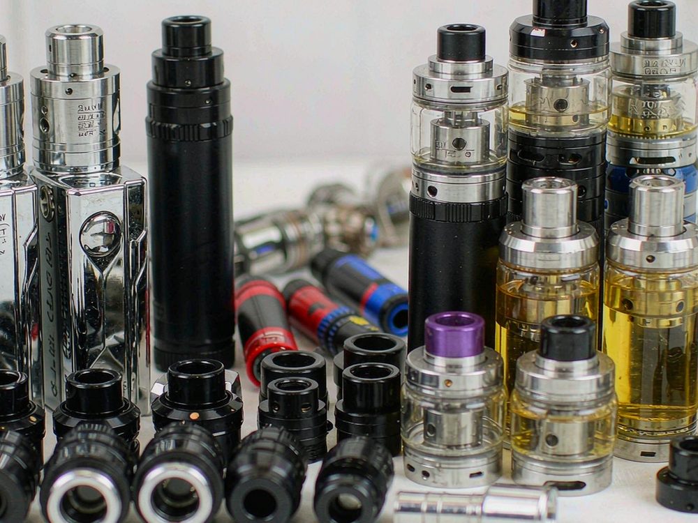 Restocking Bangkok Elektronna Ya Sisgareta — with fast shipping