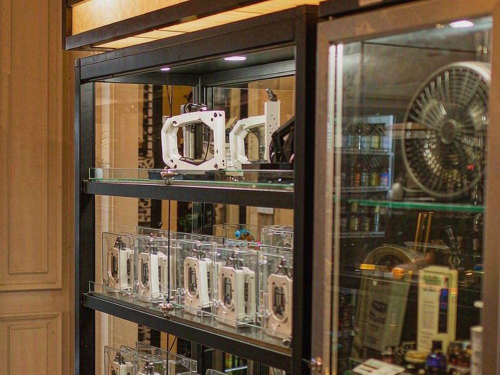 Restocking Elektronna Ya Sisgareta hardware — top rated