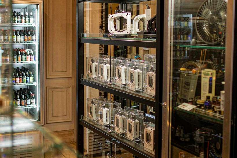 Sourcing Report on Elektronna Ya Sisgareta bundles — ODM ready