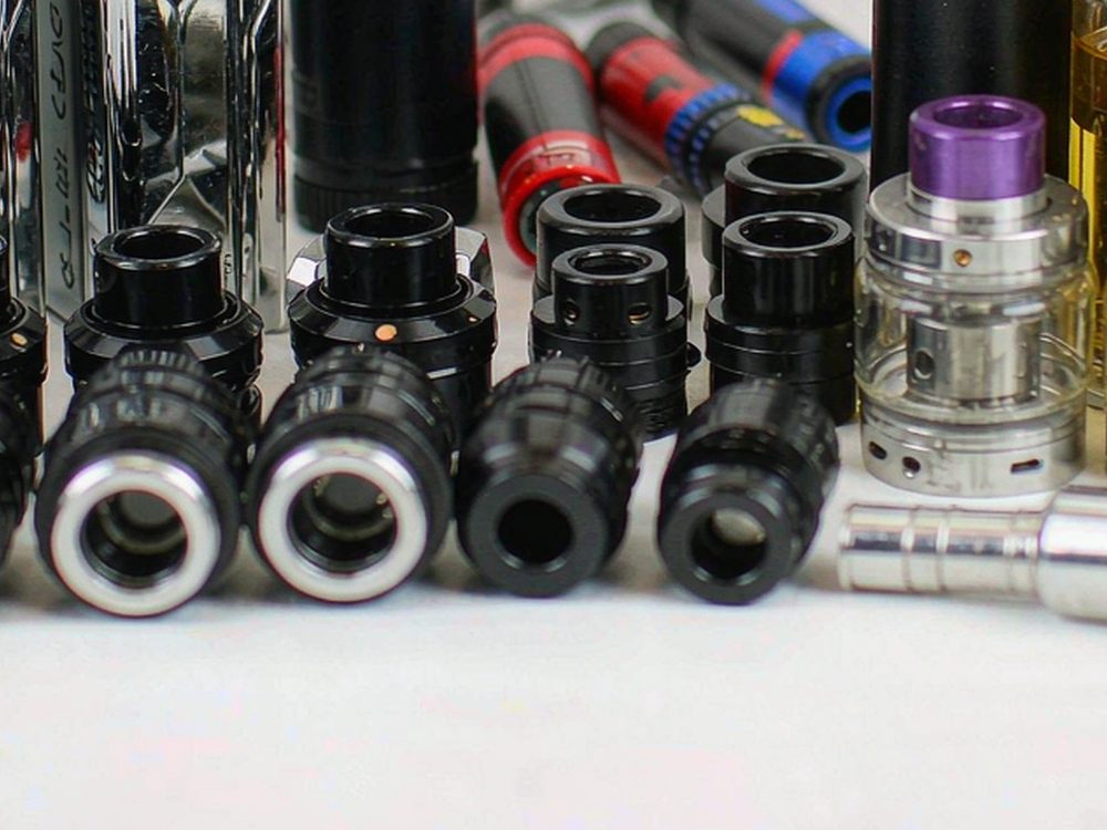 Trend Report on Elektronna Ya Sisgareta tanks — premium tier