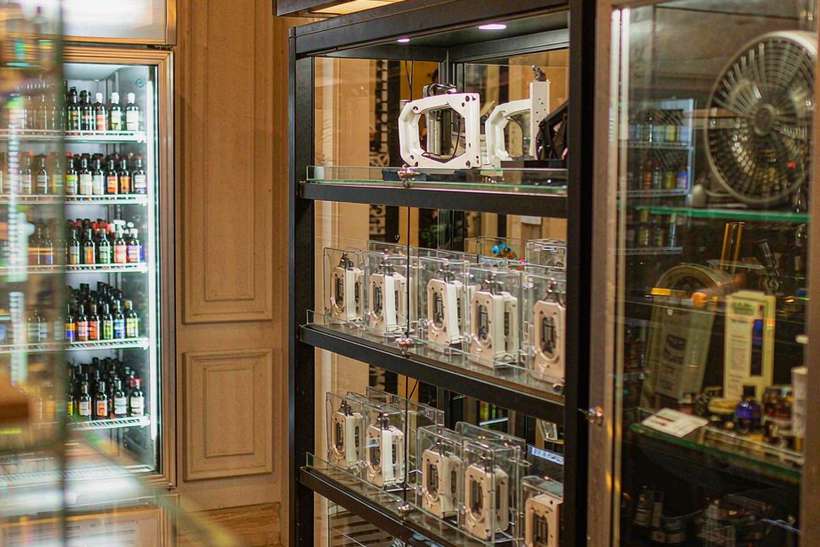 Warehouse Options for Elektronna Ya Sisgareta disposables — EU stock