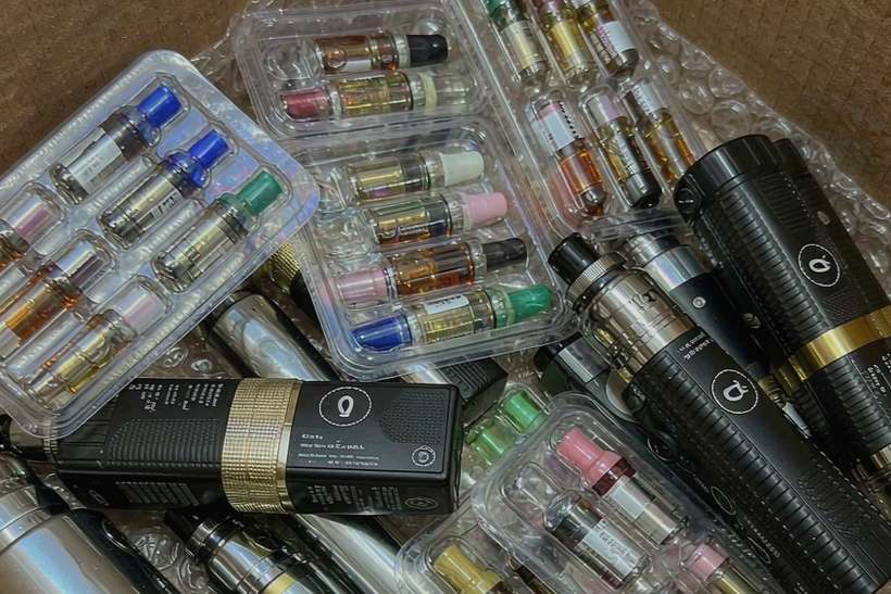 Warehouse Options for Elektronna Ya Sisgareta products in Bangkok — container load