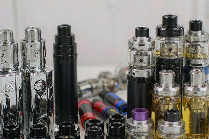 Warranty Notes for Bangkok Elektronna Ya Sisgareta — limited batch