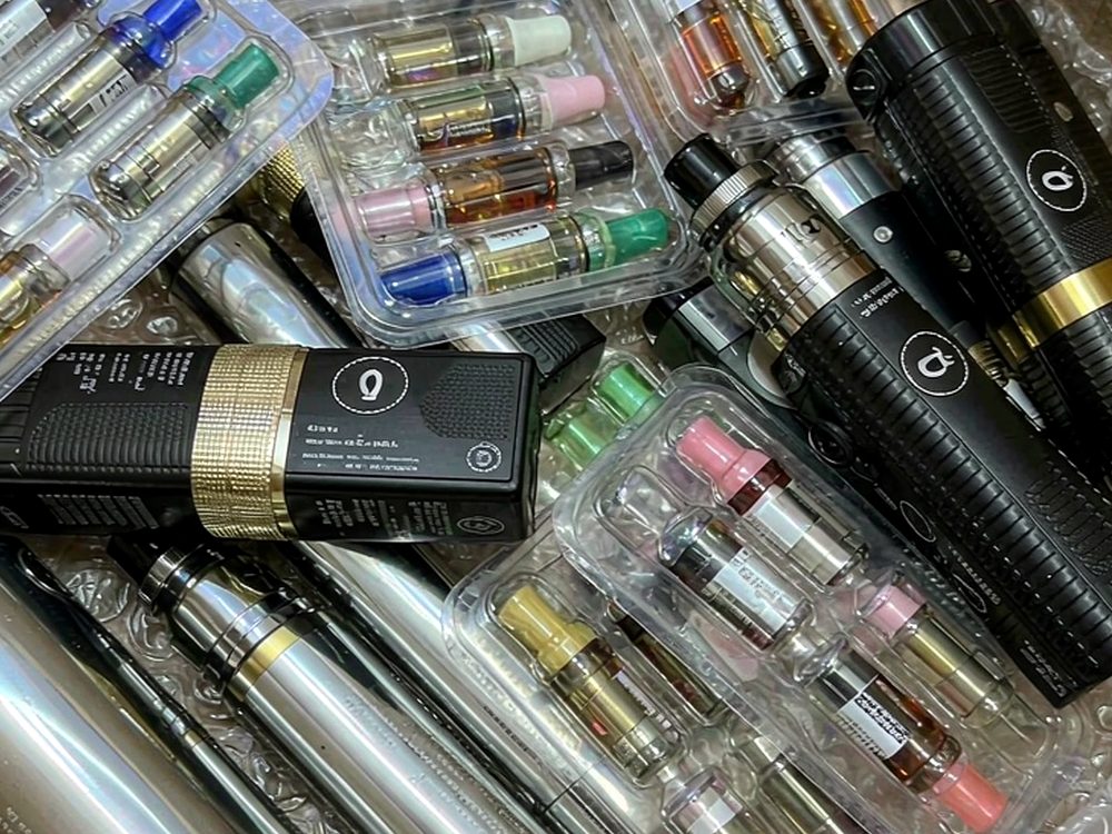 Warranty Notes for Elektronna Ya Sisgareta hardware — premium tier